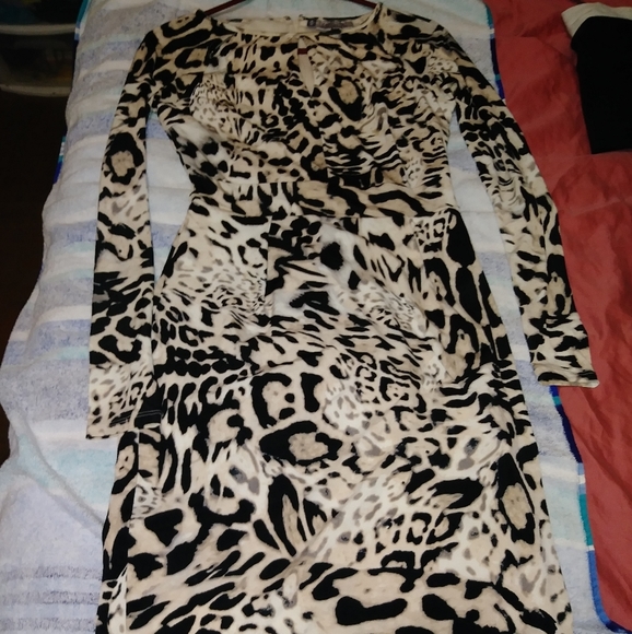 Jennifer Lopez Dresses & Skirts - Dress